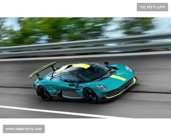 纽维转投阿斯顿·马丁后首次公开亮相，揭秘新车设计理念